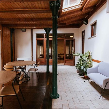 Manfredi Ristorante Con Alloggio Romentino Екстер'єр фото