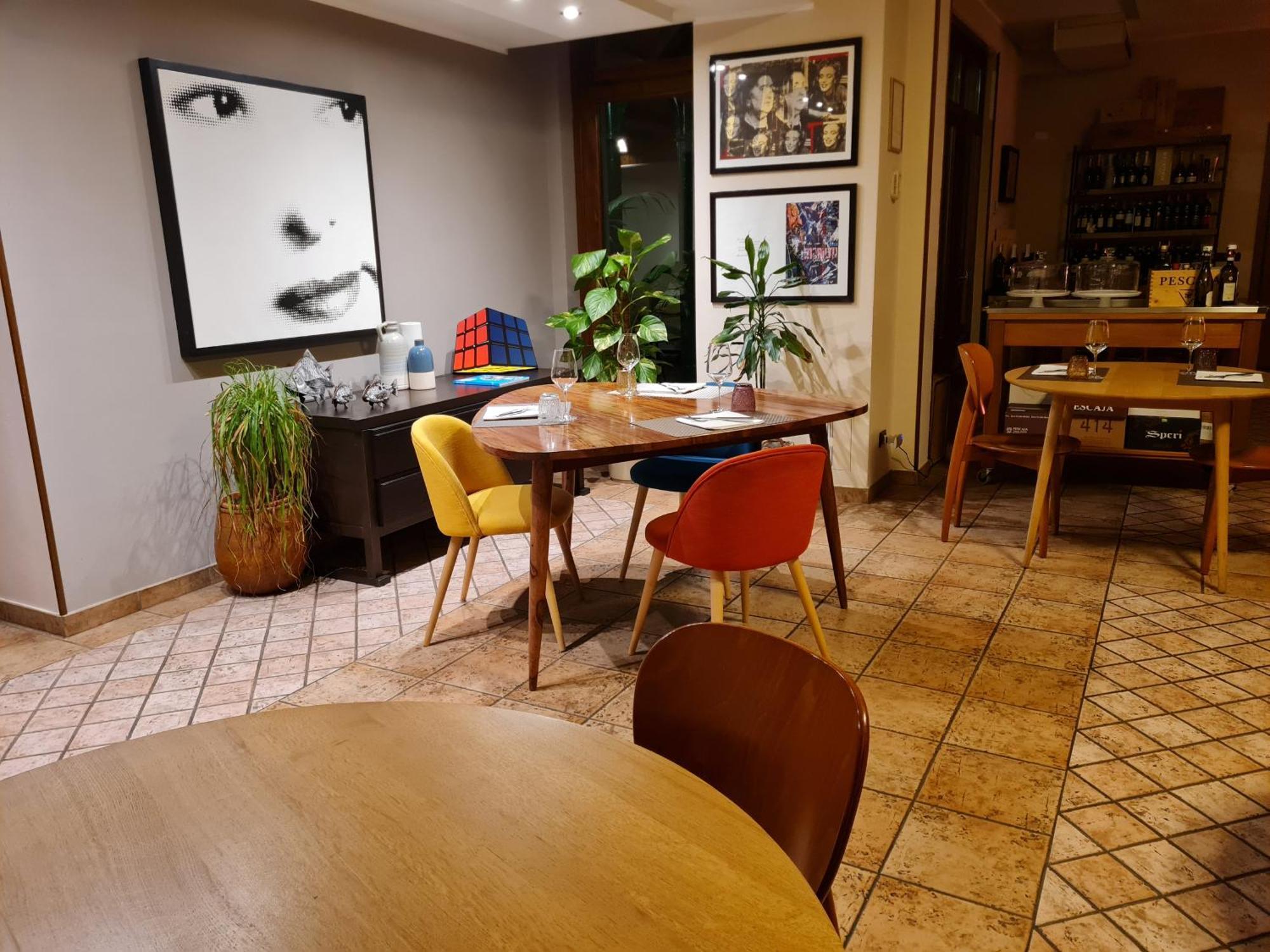Manfredi Ristorante Con Alloggio Romentino Екстер'єр фото